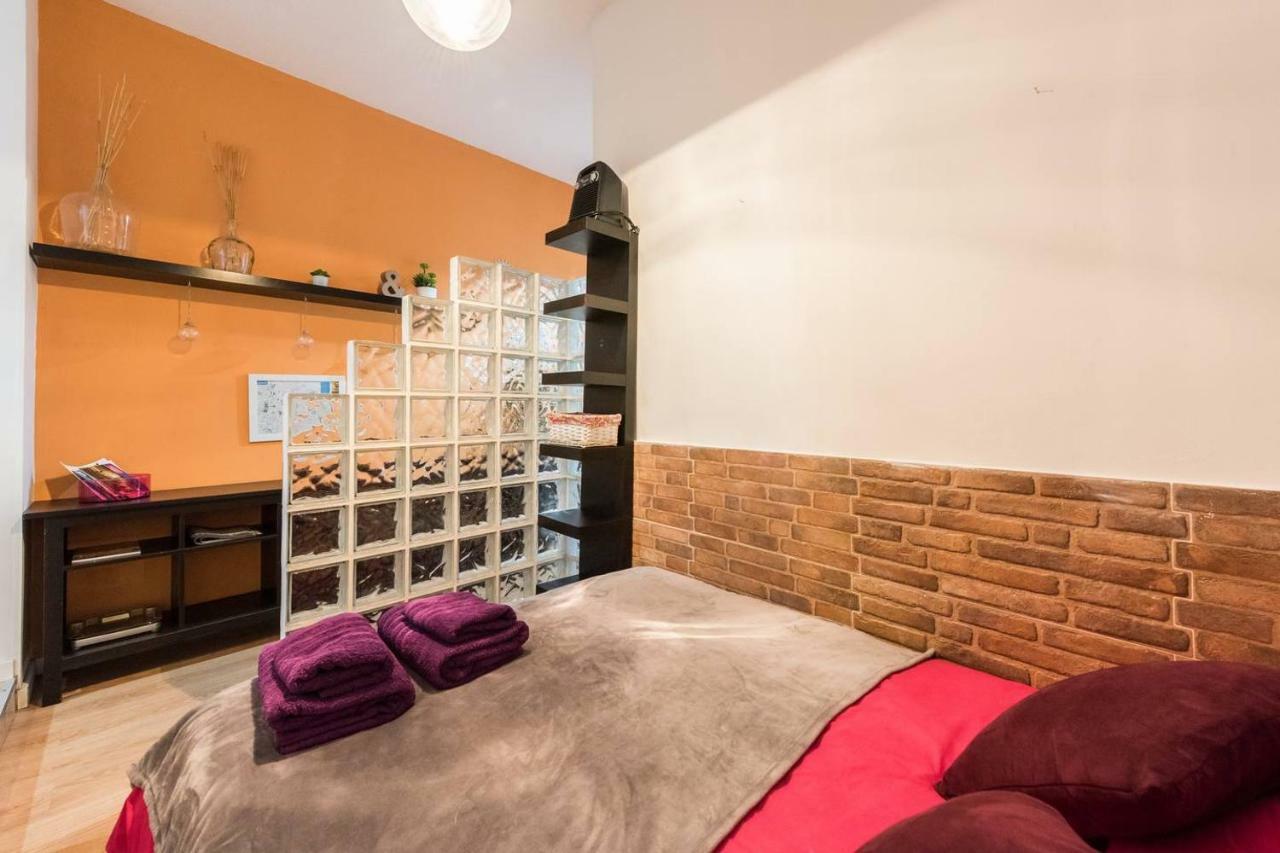 Apartamento En Calle Tres Peces Madrid Eksteriør billede