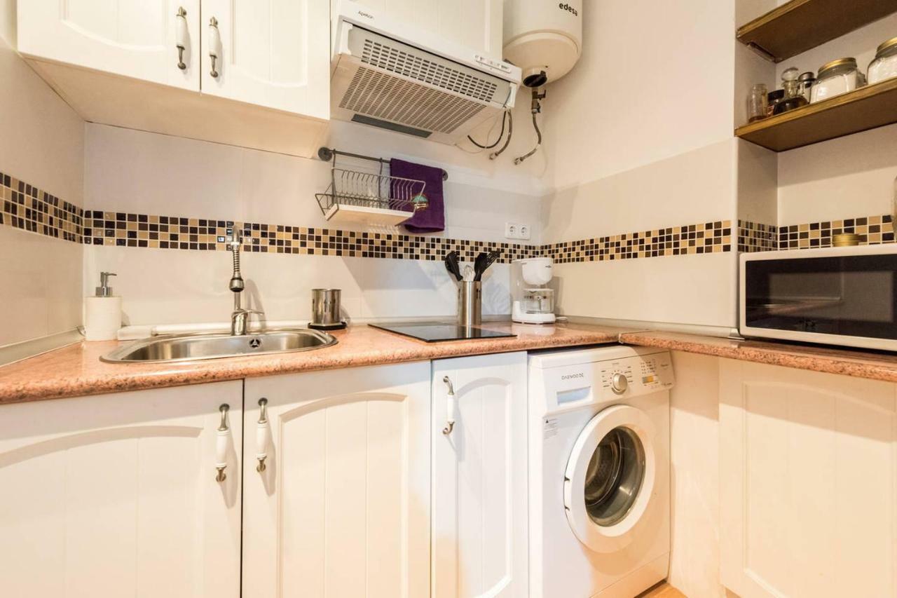 Apartamento En Calle Tres Peces Madrid Eksteriør billede