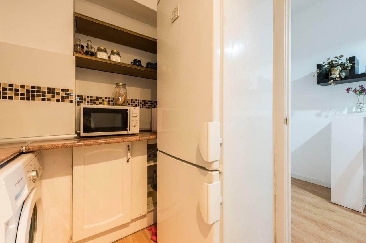 Apartamento En Calle Tres Peces Madrid Eksteriør billede