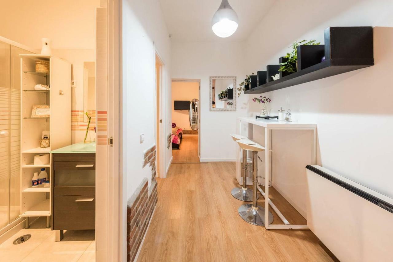 Apartamento En Calle Tres Peces Madrid Eksteriør billede